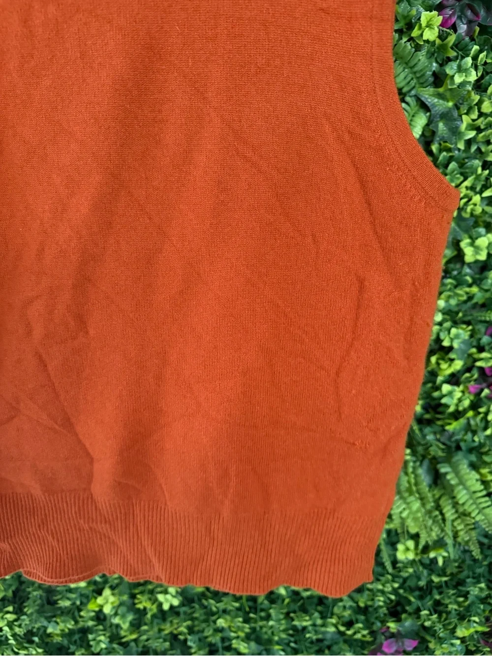 Lord & Taylor 100% Cashmere Sleeveless Turtleneck Sweater Vest Orange L